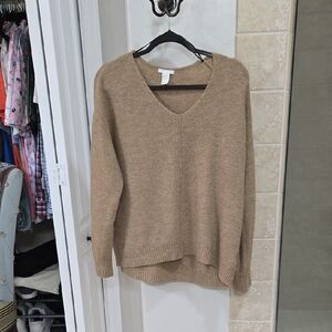 H&M Cozy V-Neck Sweater in Beige